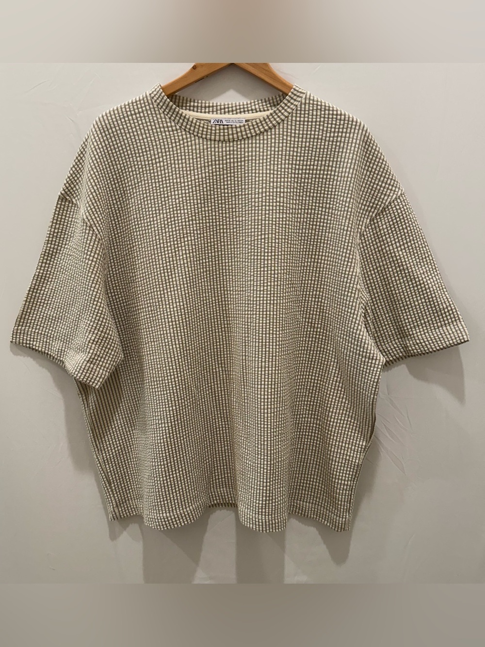 ZARA Men Beige Waffle Knit Short-Sleeve Shirt